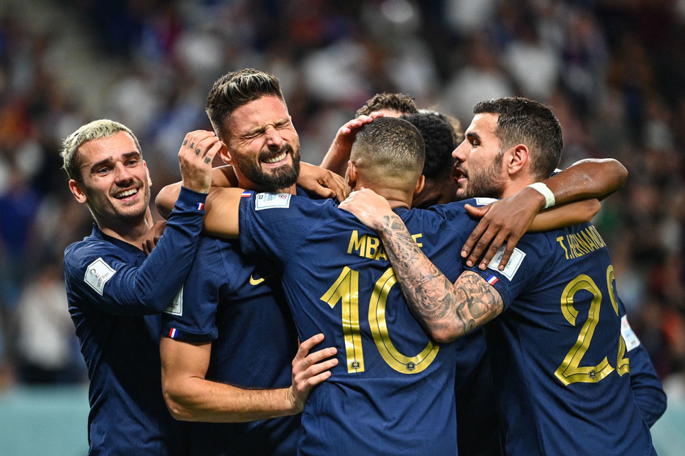 Pháp đánh bại đội tuyển Úc với tỷ số 4-1