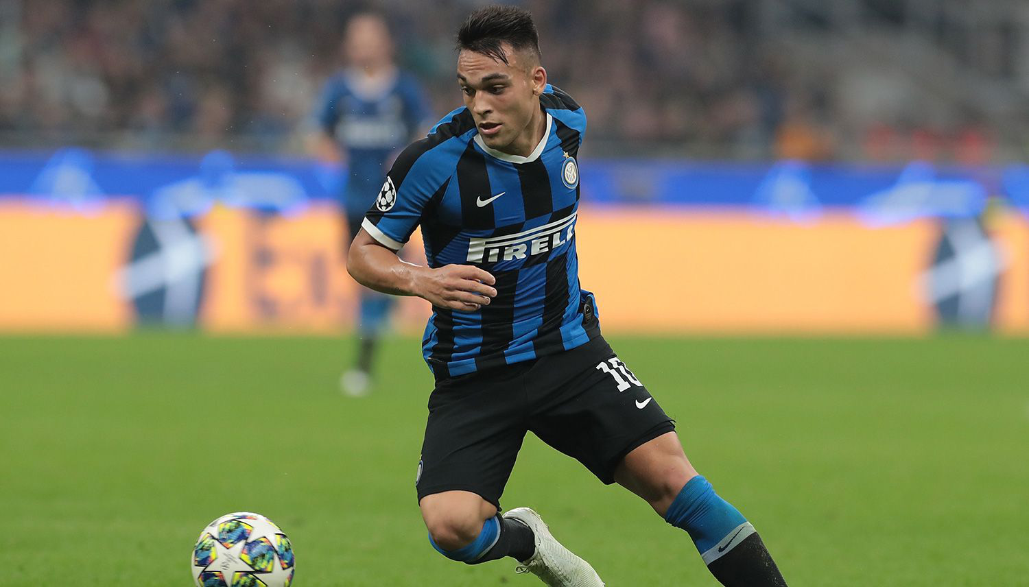 Lautaro Martinez đã có thành tích tốt ở các mùa giải khoác áo Inter