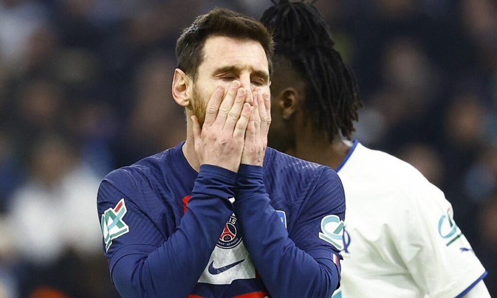 Đang ở giai đoạn quan trọng của mùa giải nhưng CLB Paris-Saint Germain lại rơi vào một mớ hỗn độn