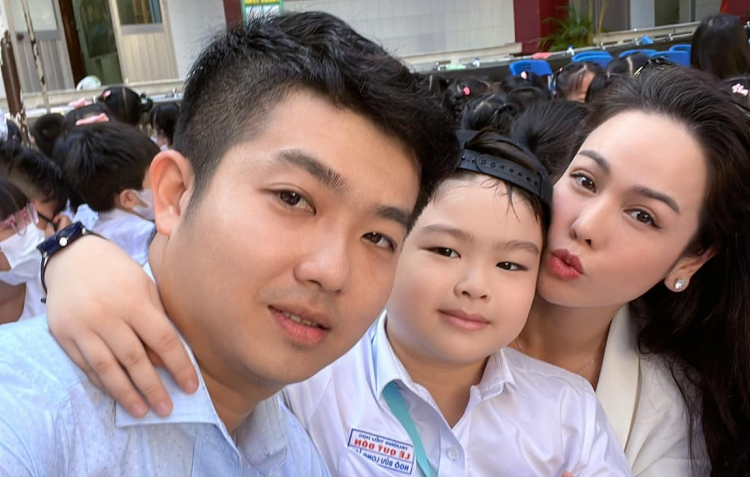 Nữ ca sĩ đã từng có một gia đình hạnh phúc bên con trai và doanh nhân Bửu Lộc