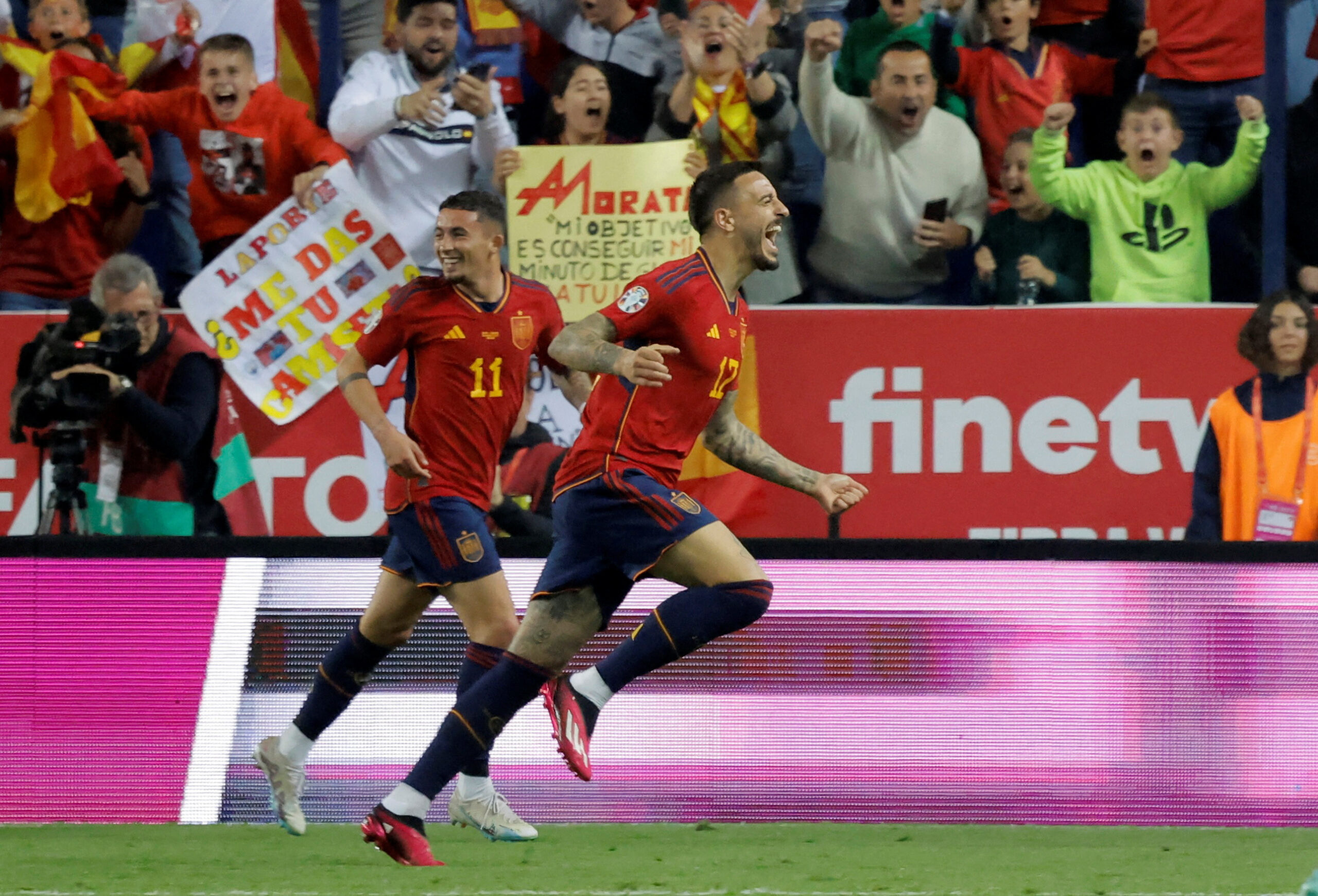 Joselu đã lập cú đúp giúp ĐT Tây Ban Nha ấn định chiến thắng 3 - 0 trước Na Uy