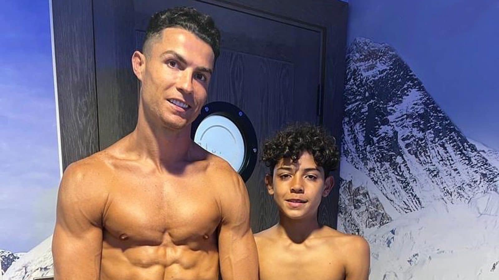 Người ta đều thấy hình ảnh của Ronaldo trong cậu con trai của mình