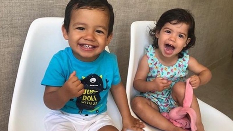 Cặp song sinh Mateo và Eva của Ronaldo