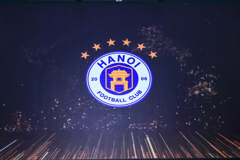 Logo mới nhất của clb Hà Nội với 6 ngôi sao tượng trưng cho 6 chức vô địch V League