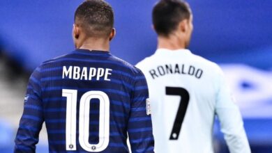 Mbappe và Ronaldo, liệu fan cứng có thể vượt mặt thần tượng?