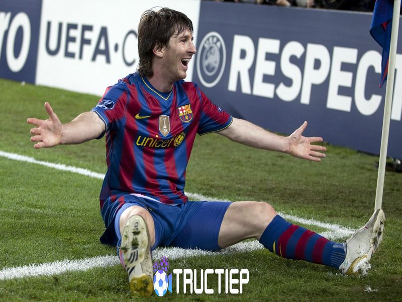 Messi đã giành cả thanh xuân để cống hiến cho Barcelona